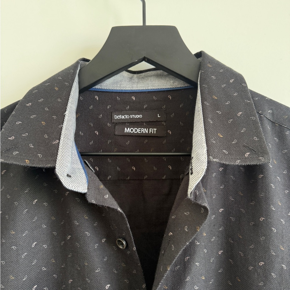 Defacto Studio Black Patterned Button Down Shirt - image 2